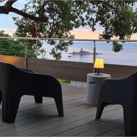 Bungalow Mobile Home De Luxe Vue Mer Saint-Raphael 4 Personnes Campsite